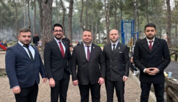 Zafer Partisi Yardım Etkinliğine Katıldı