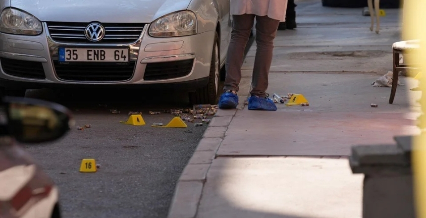 İzmir’de Polis Merkezine Silahlı Saldırı