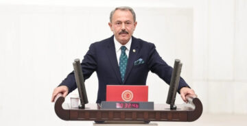 Şahin Tin, Ege’nin En Beğenilenleri Arasında