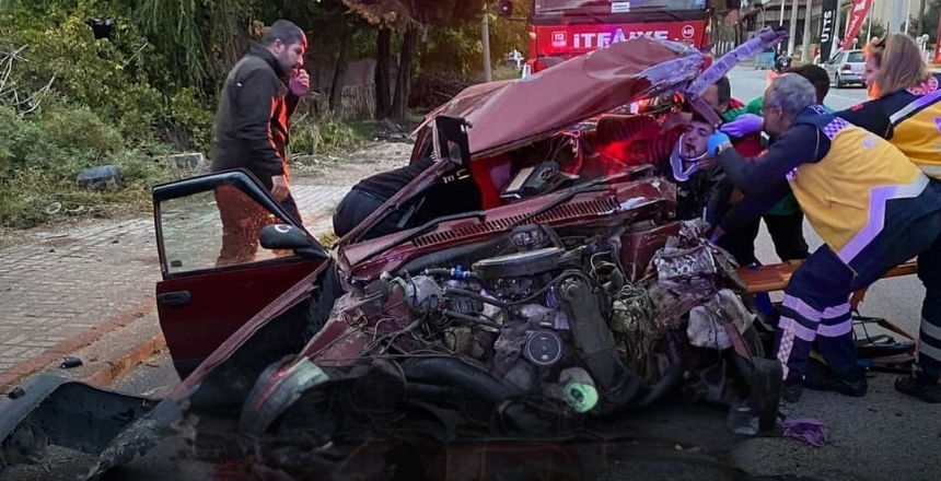 Hurdaya Dönen Otomobilin Sürücüsü Yaralandı