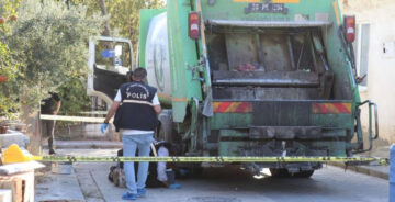 Çöp Kamyonunun Altında Kalarak Can Verdi