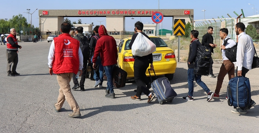 Suriyelilerin Dönüşü İçin 3 Aşamalı Plan