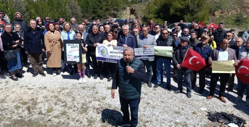 Buldan’da Çevrecilerden Maden Çalışmasına Tepki