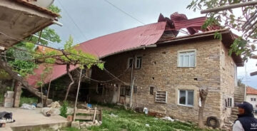 Denizli’de Yağış ve Fırtına Hayatı Olumsuz Etkiledi